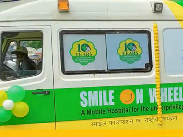 A photo of the mobile hospital van Euronet donated in India