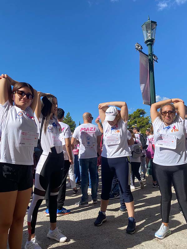 An image showing Euronet employees at the 2023 Race for the Cure in Greece